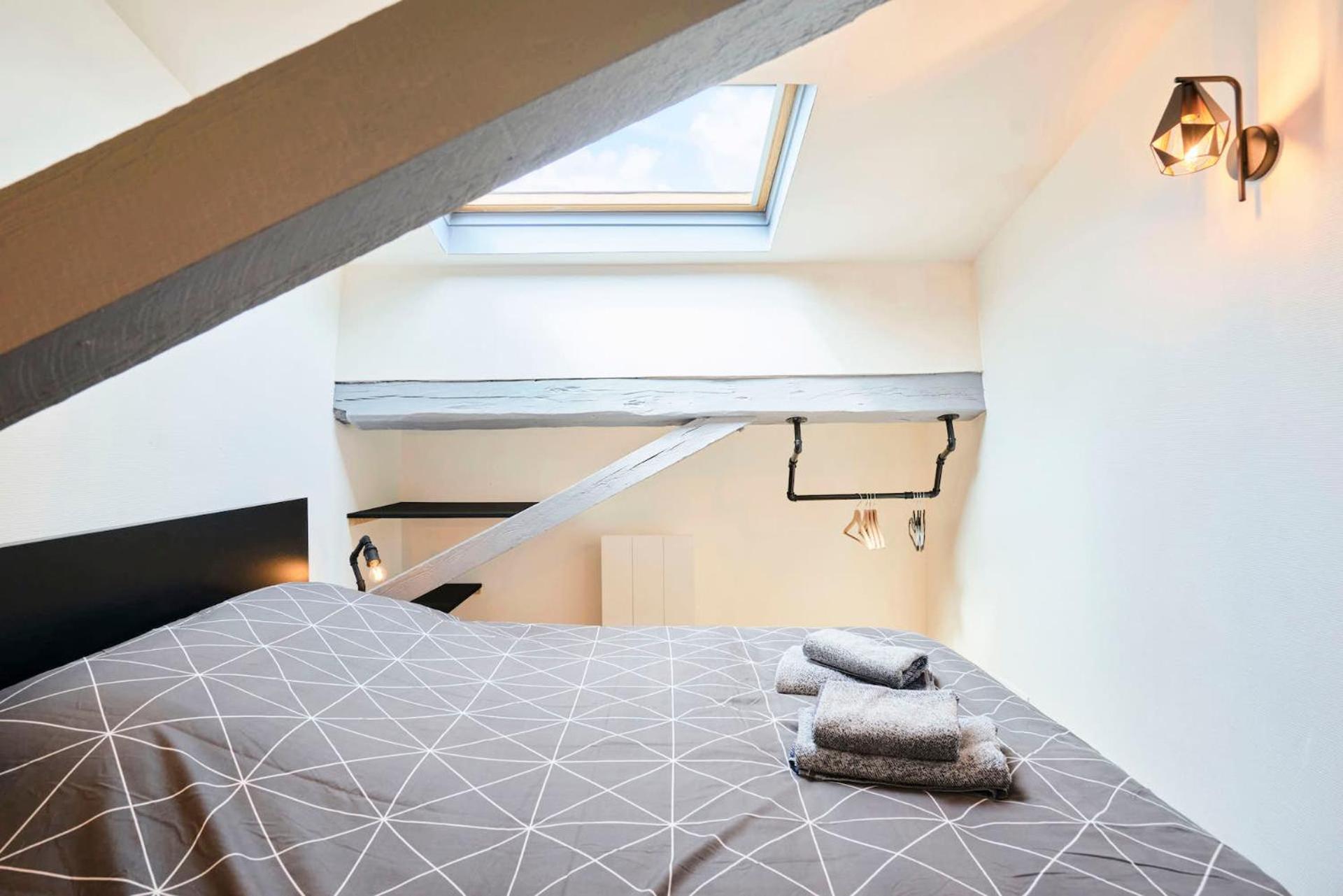 Locationstourcoing - Le Colbert Apartment Exterior photo